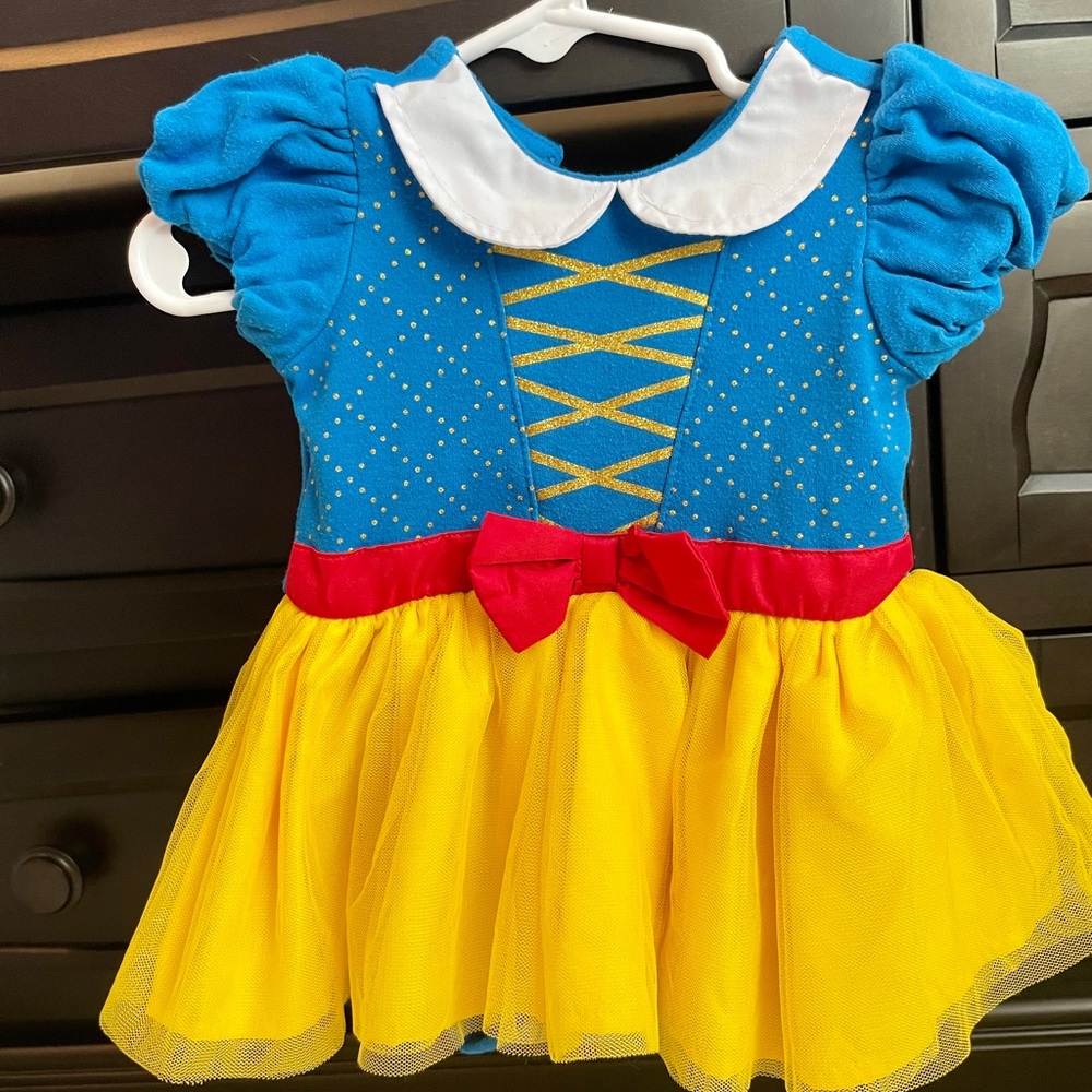 Disney Snow White dress 9-12 months